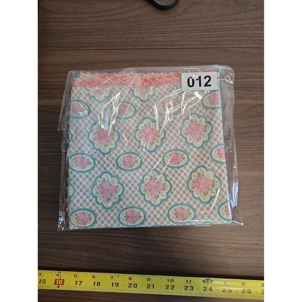 VTG Tablecloth Table Topper Square Card Table Green Pink Crochet Cottage 33